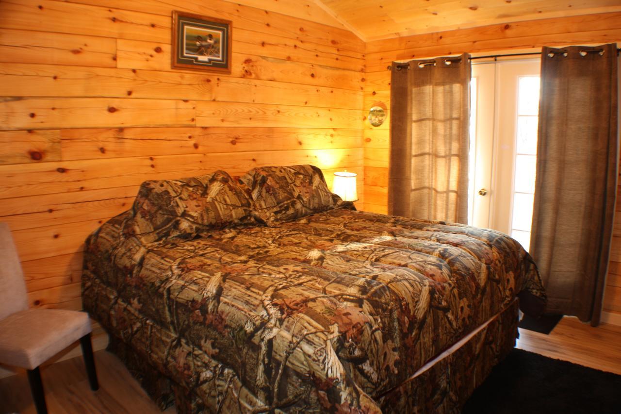 The Old Tioga Inn Bed And Breakfast Fairmount Springs Oda fotoğraf